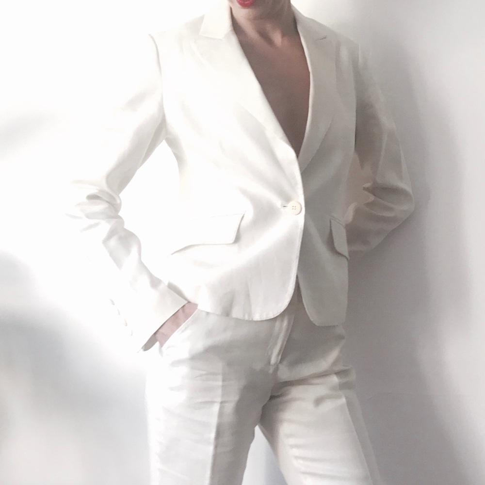 Kenneth Cole White Linen Suit Size 6